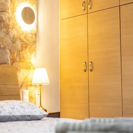 Apartment Secret Diamond *